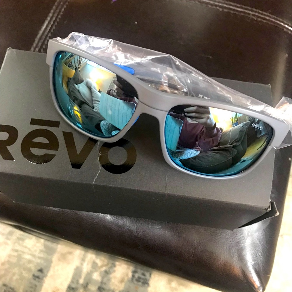 Revo ESPEN Bear Grylls sunglasses graphite/blue